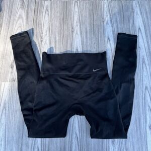 Women's Nike Dri-fit Black Seamless Thick Band Leggings Size‎ Small!